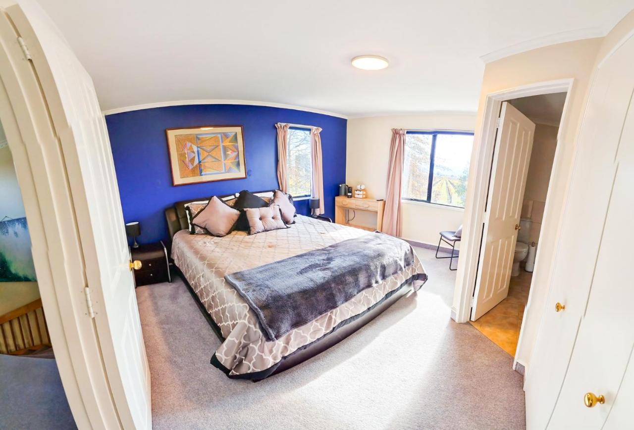 Fairhall Guest Lodge Woodbourne エクステリア 写真